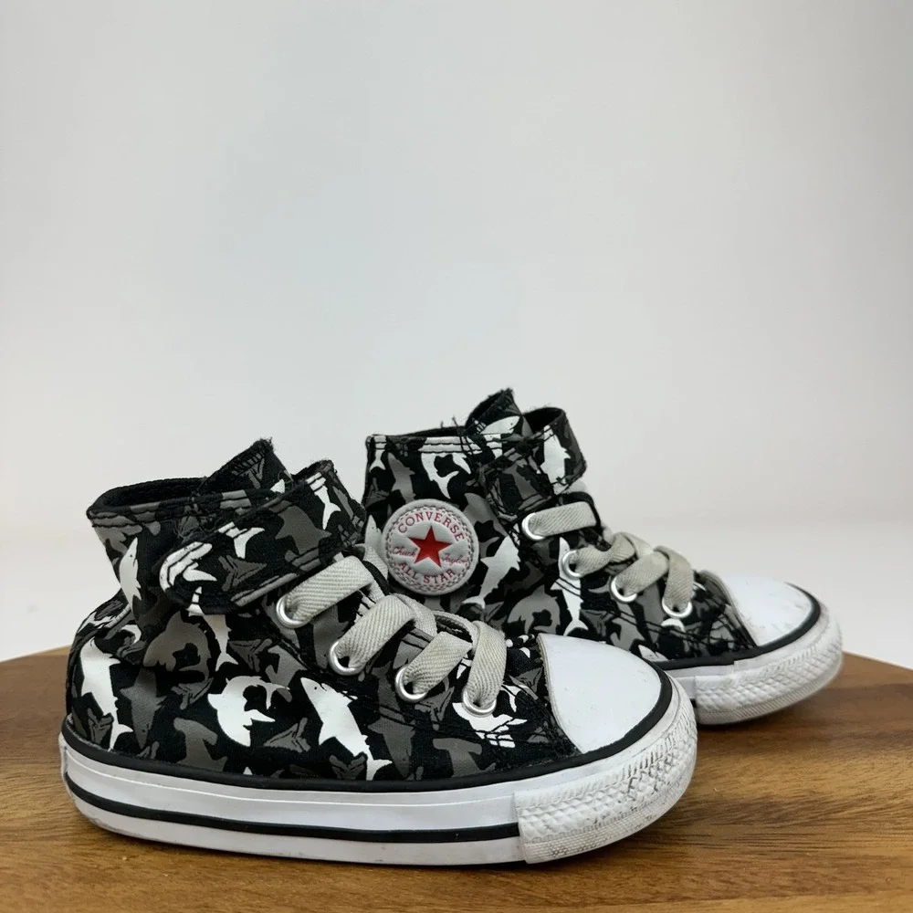 Kids Boys Converse CTAS 1V Black Sharks Canvas Hi Top Sneakers Shoes Size 6 C